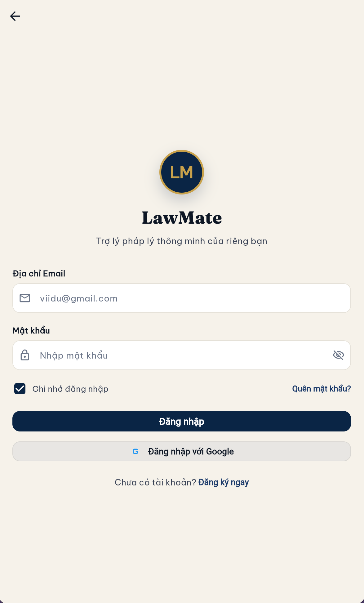 Màn hình đăng nhập tài khoản LawMate qua Email hoặc Google